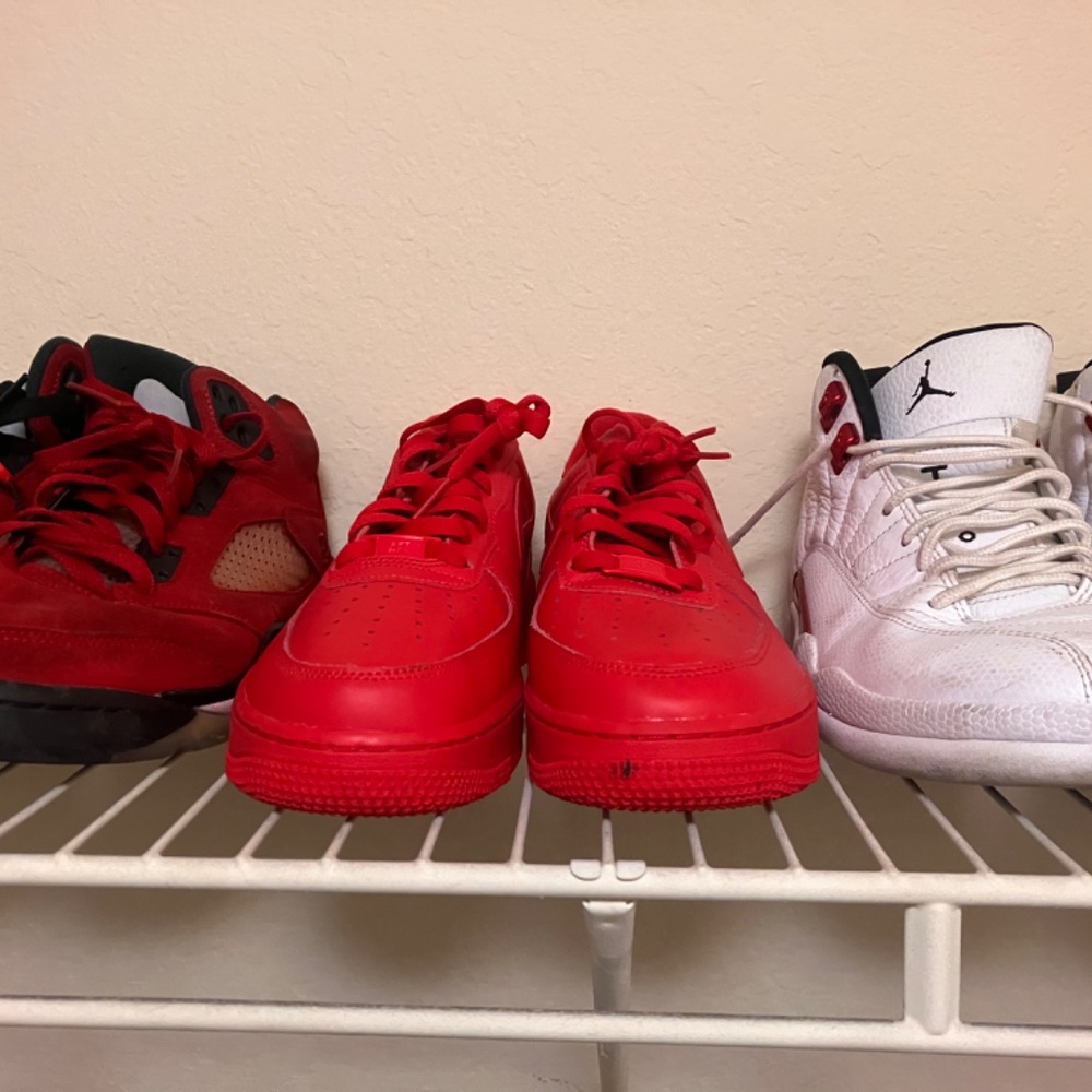 Jordan’s. And my queens - Picture 2 of 3